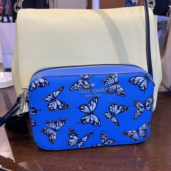 Kate Spade Staci Butterfly Sky Printed Mini Camera Bag,
Blue Multi
NWT - Picture 16 of 16